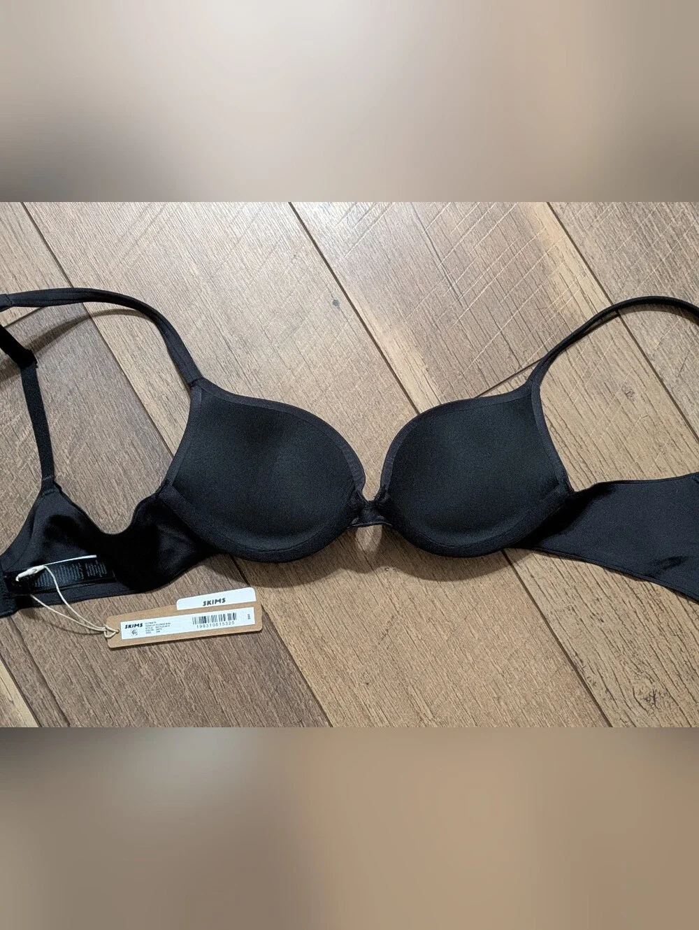 SKIMS Ultimate Push Up Plunge Bra 30B Onyx Black NWT Everyday Comfort Flaw - Picture 4 of 7
